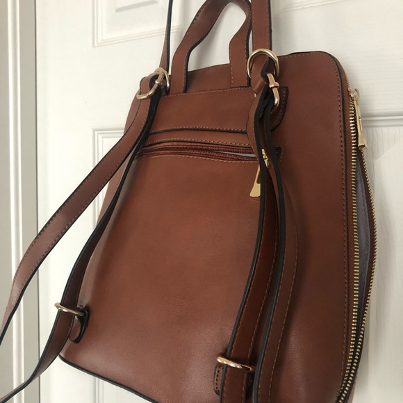 Backpack - Picture 2 of 3